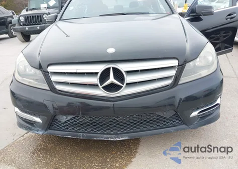 2013 Mercedes-Benz C 250 Sport from USA, damaged, VIN WDDGF4HB3DA776624